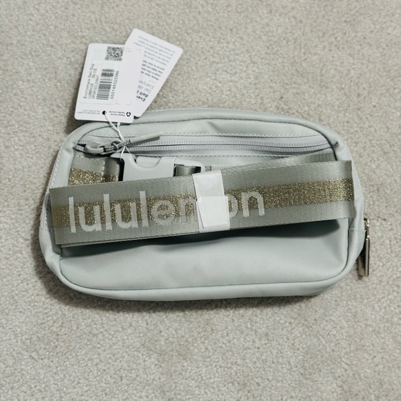 lululemon athletica Handbags - Lululemon Everywhere Belt Bag 1L   Vapor/Gold/White, WORDMARK